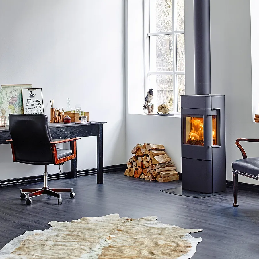 CONTEMPORARY WOOD STOVE